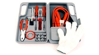 Illustration for article titled Deals: Automatic Driving Assistant, Smartphone Dash Mounts, Toolbox